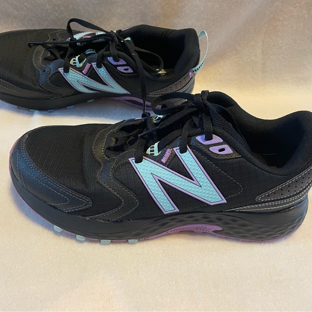 Women’s New Balance 410 Trail Black Shoes Size 9 1/2 9.5 - Picture 6 of 8
